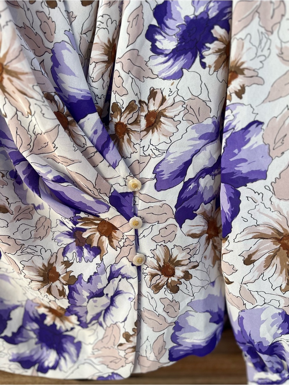 VINTAGE | Floral Draped V-Neck Blouse in Purple and Cream M - Picture 3 of 6